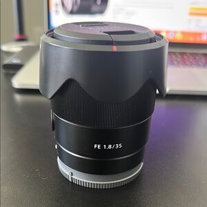 Sony FE 35mm f/1.8 Lens - Black